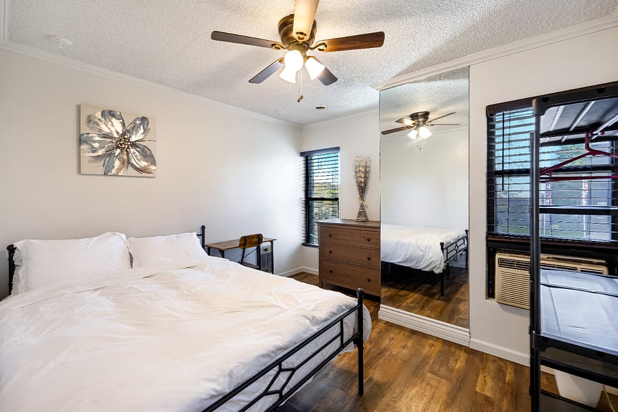 Furnished Finder property 570694_1 photo 7
