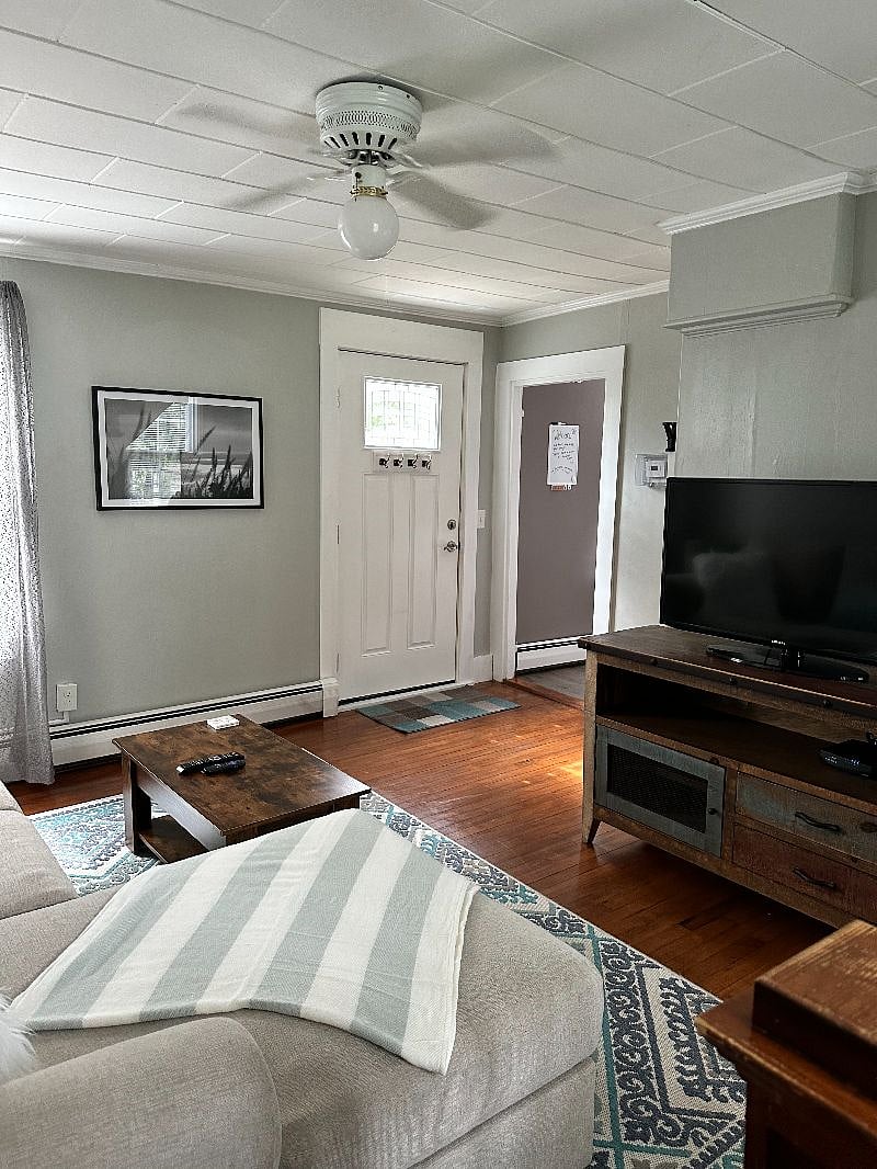 Furnished Finder property 570703_1 photo 3