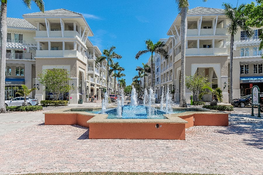 Furnished Finder property 570706_1 photo 45