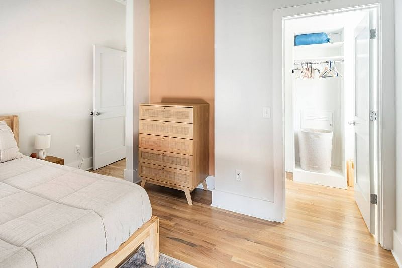 Furnished Finder property 570726_1 photo 11