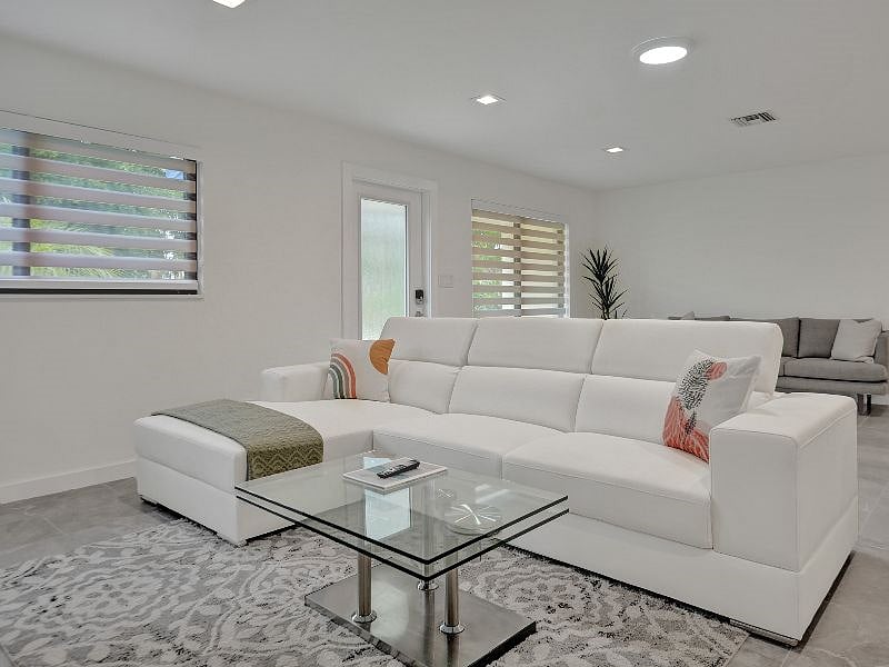 Furnished Finder property 570741_1 photo 15