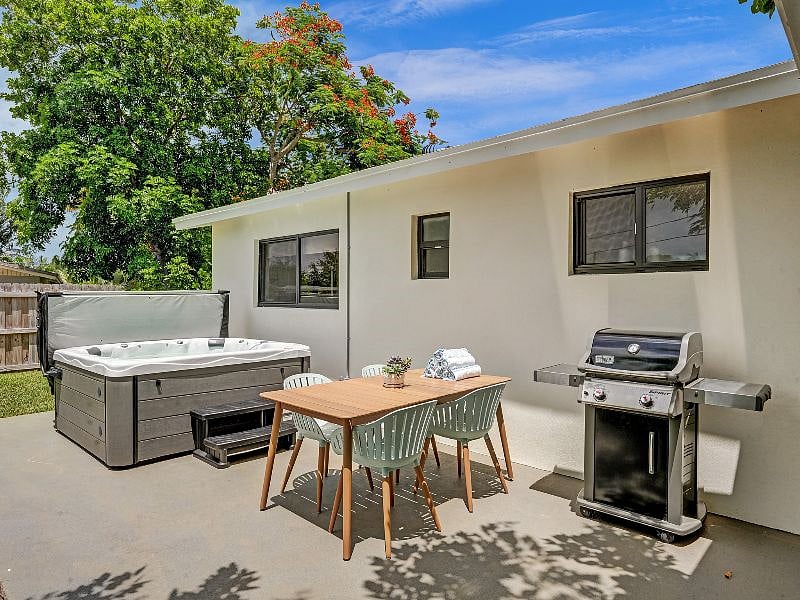 Furnished Finder property 570741_1 photo 23