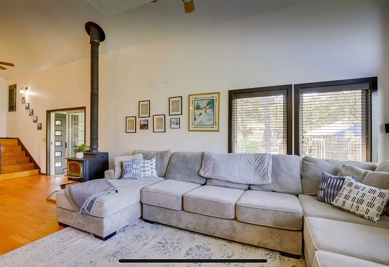 Furnished Finder property 570750_1 photo 9