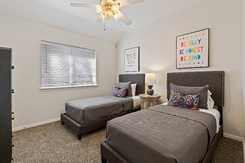 Furnished Finder property 570755_1 photo 18