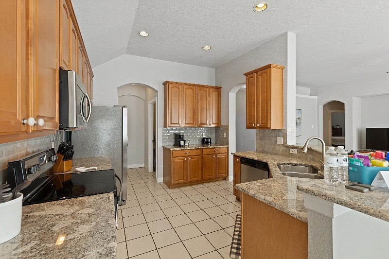 Furnished Finder property 570801_1 photo 5