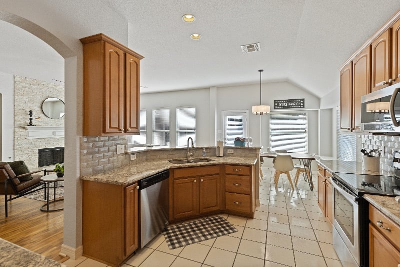 Furnished Finder property 570801_1 photo 6