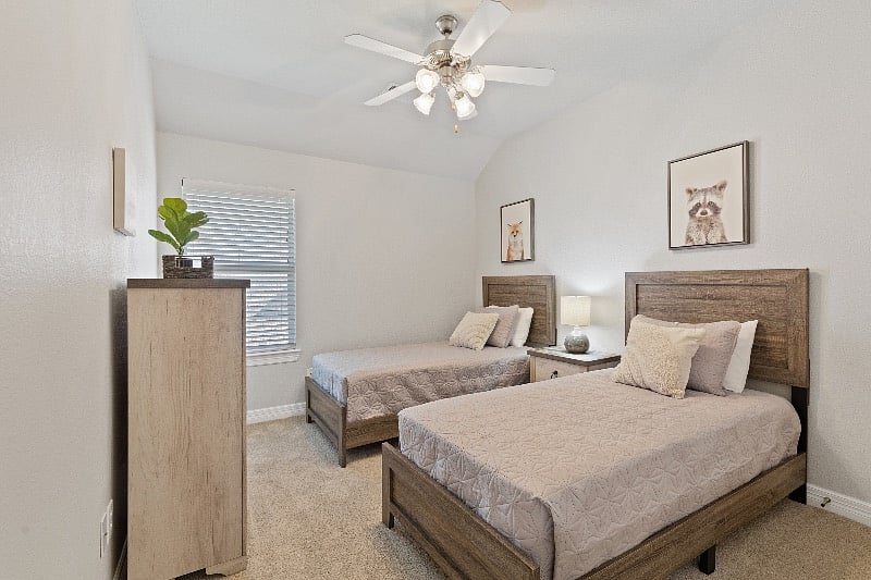Furnished Finder property 570801_1 photo 21