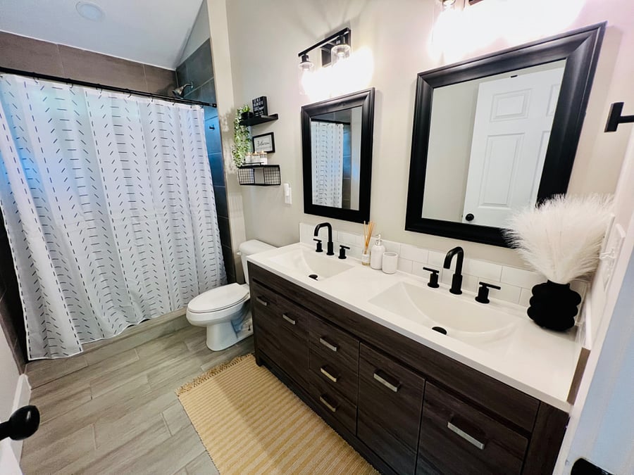 Spacious bathroom with double sink