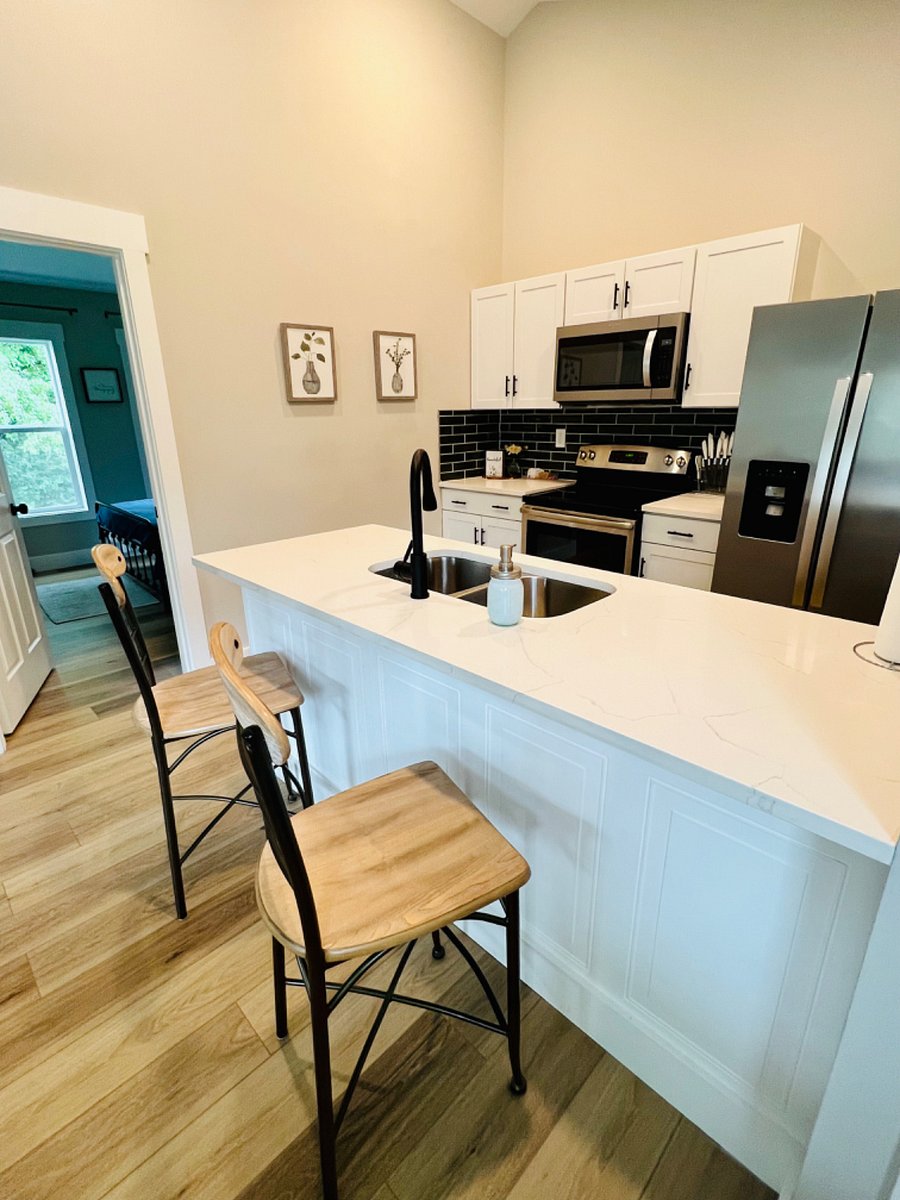 Furnished Finder property 570803_1 photo 8