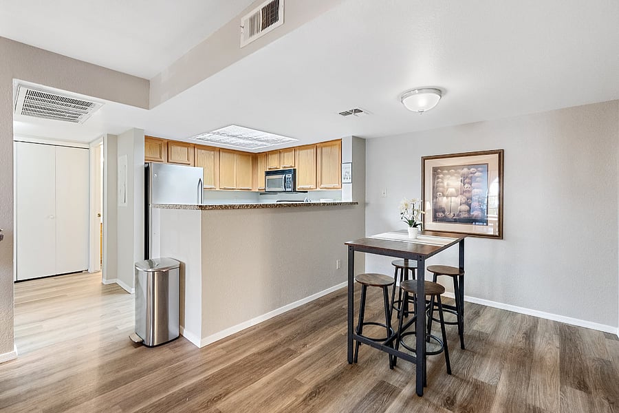 Furnished Finder property 570824_1 photo 9
