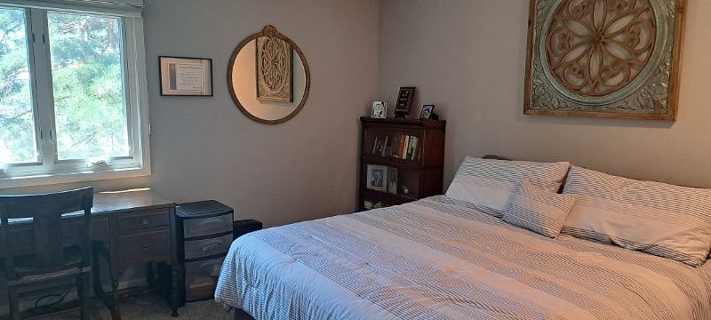 Upstairs guest bedroom