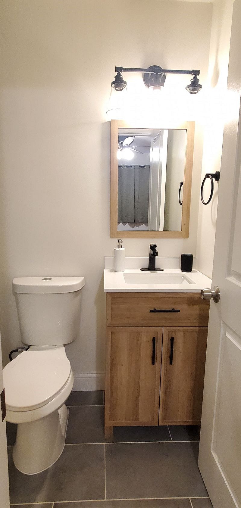 Furnished Finder property 570858_1 photo 15