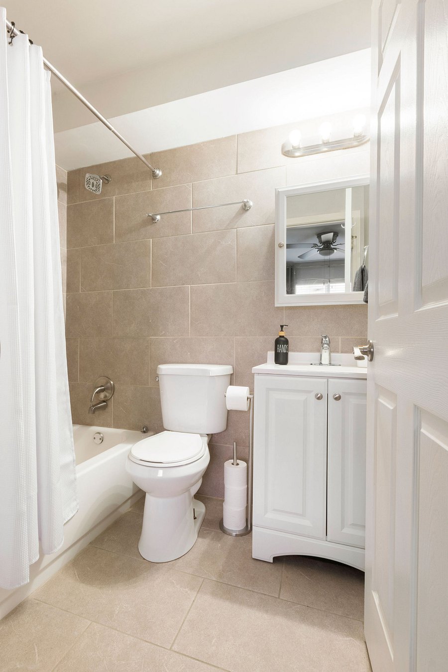 Furnished Finder property 570858_8 photo 5