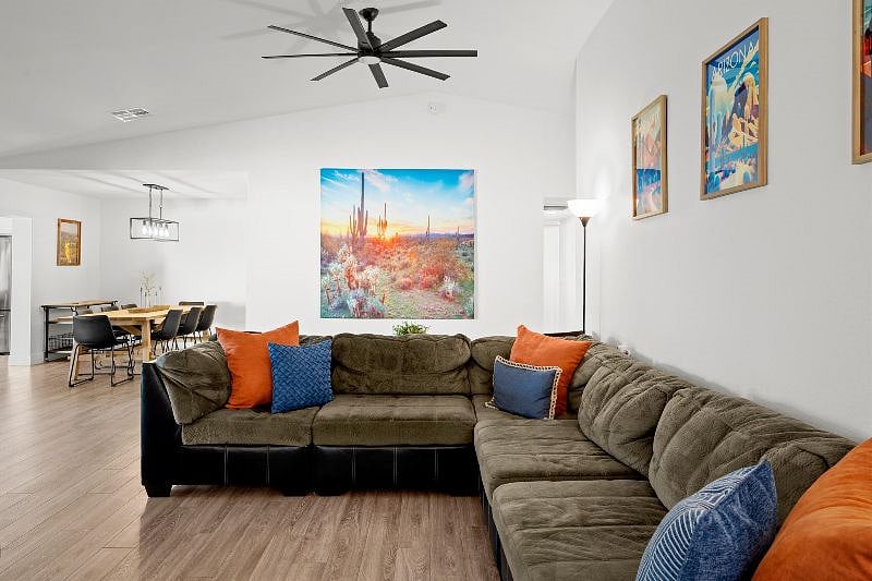 Furnished Finder property 570867_1 photo 16