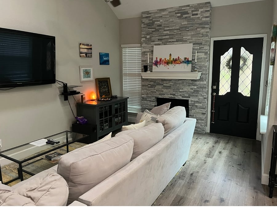Furnished Finder property 570984_1 photo 3