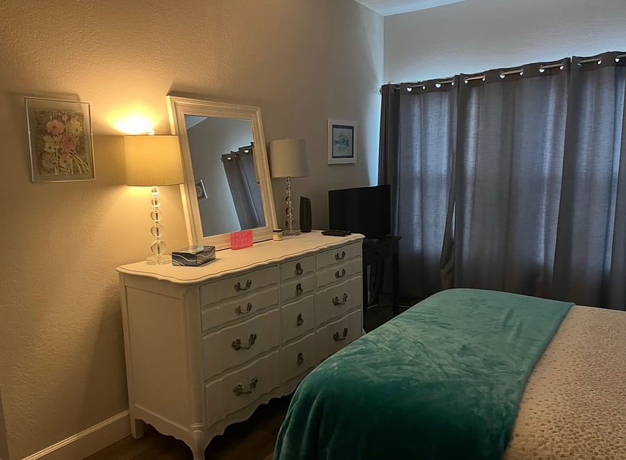 Furnished Finder property 570984_1 photo 11