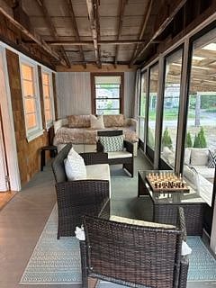 Furnished Finder property 570990_1 photo 3