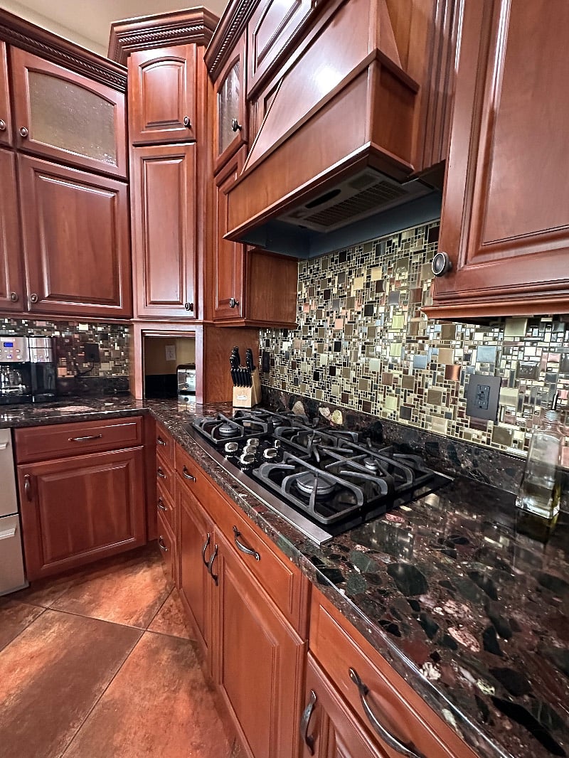 Furnished Finder property 570993_1 photo 11