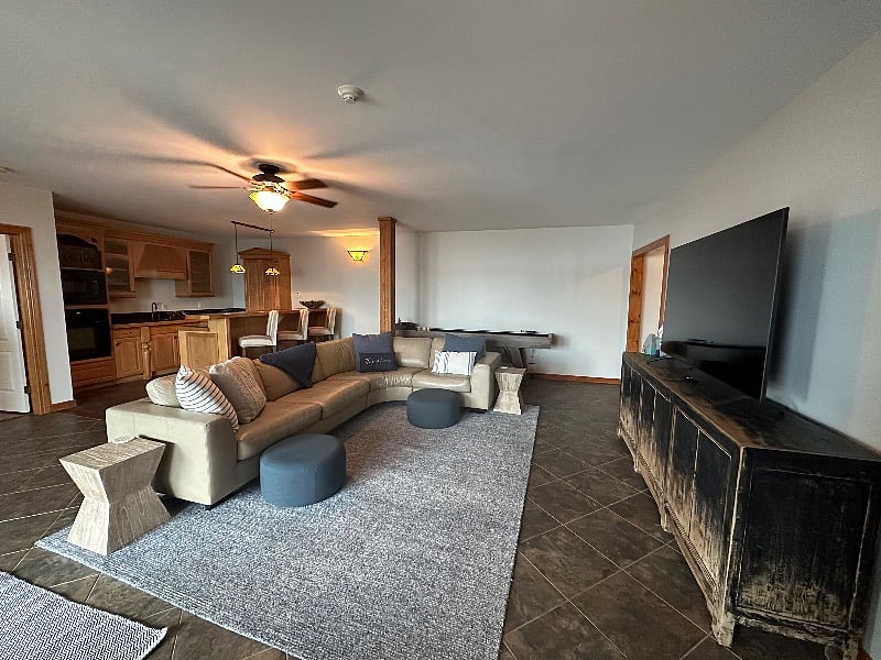 Furnished Finder property 570993_1 photo 23