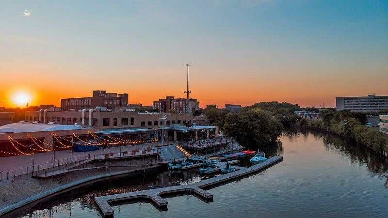 Rockwell on the Water offers a great setting for a beer from Metropolitan Brewing or BBQ from Soul and Smoke. Also, rent an electric boat.N