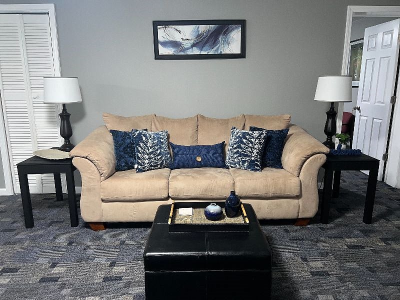 Furnished Finder property 571037_2 photo 8