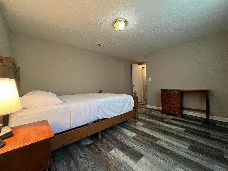 Furnished Finder property 571047_1 photo 15