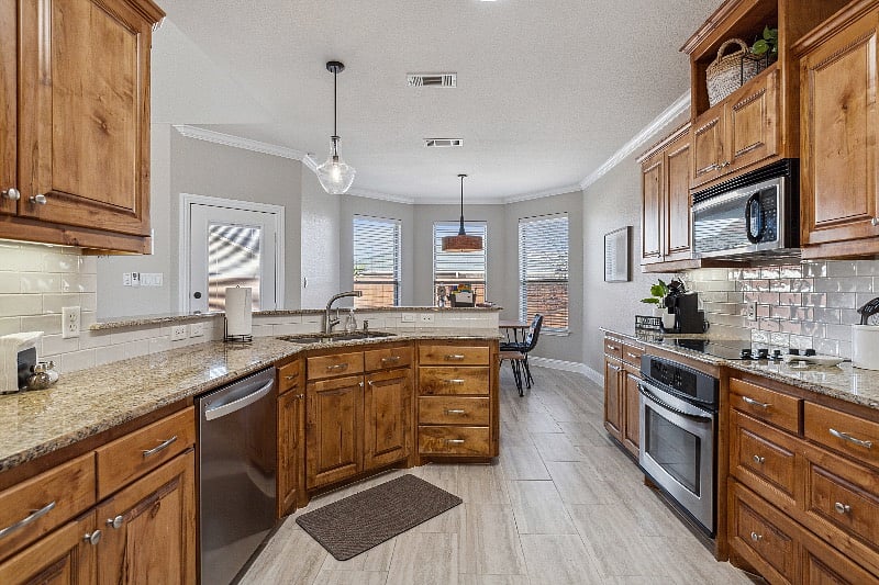 Furnished Finder property 571079_1 photo 9