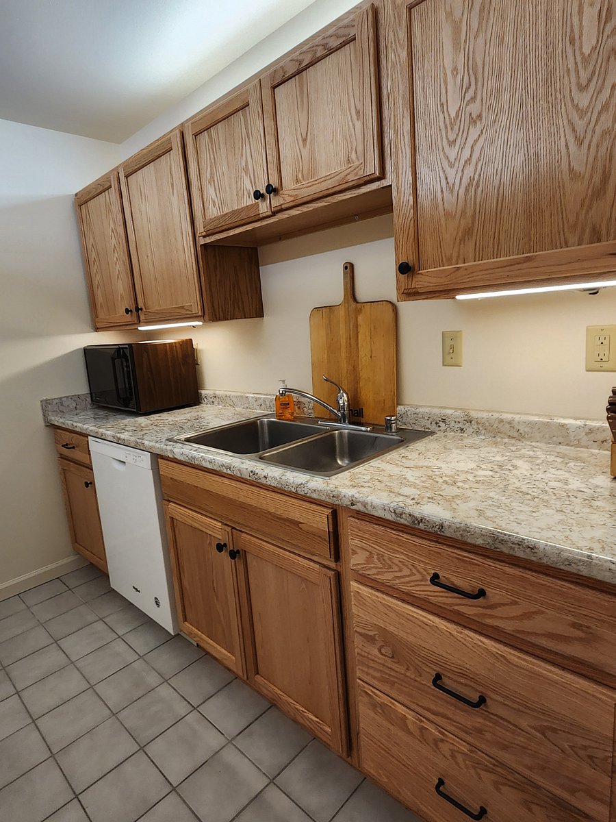 Furnished Finder property 571103_3 photo 14