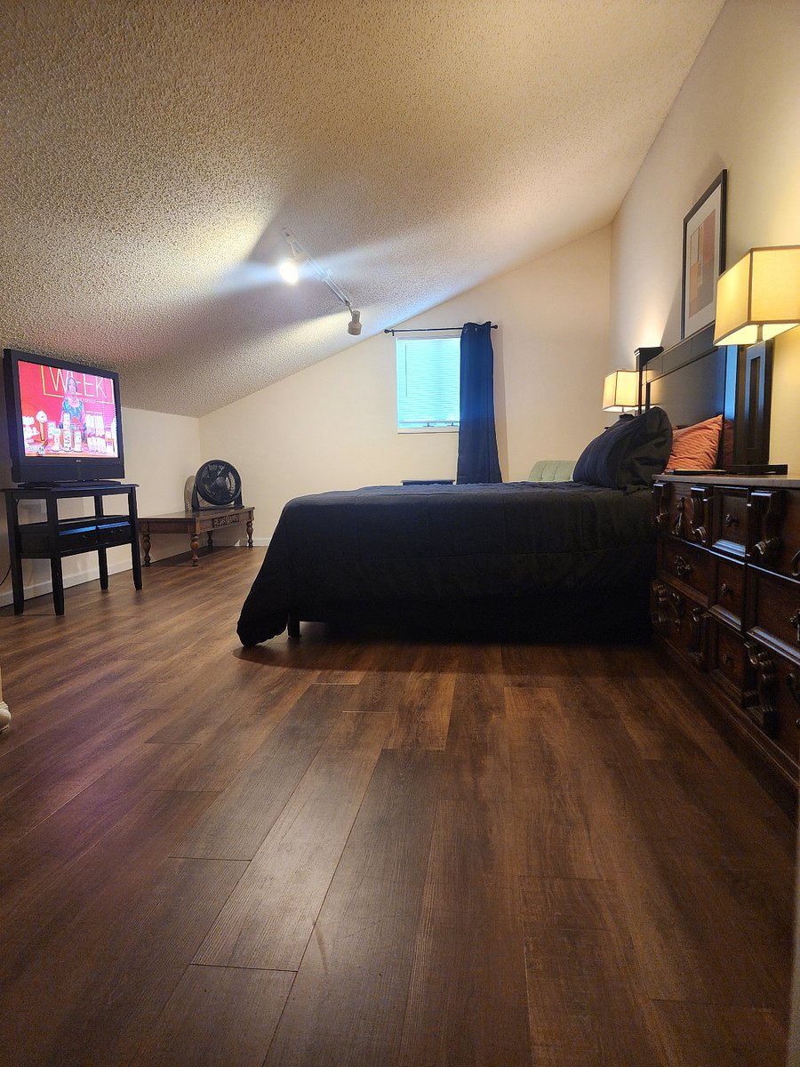 Furnished Finder property 571103_3 photo 6