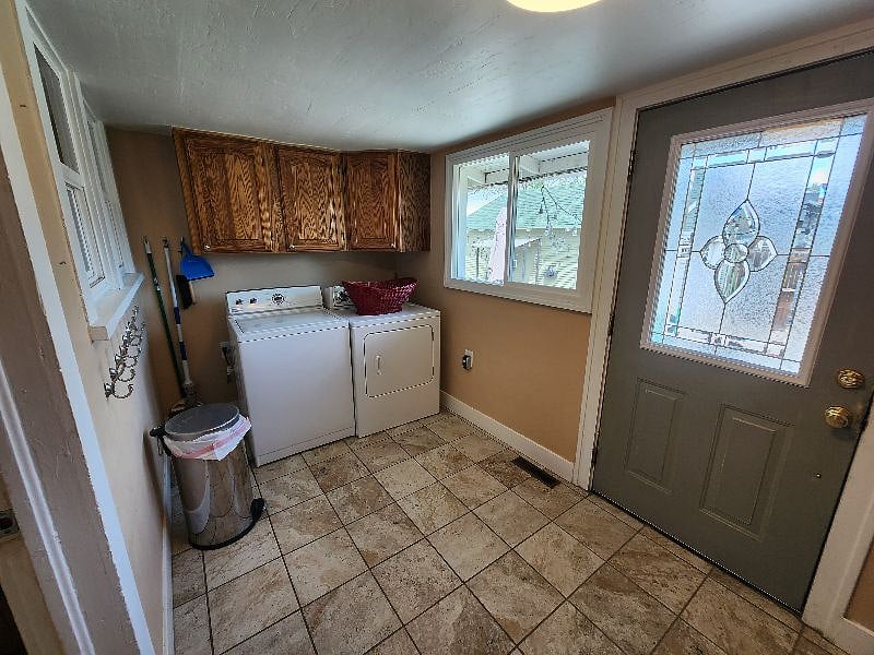 Furnished Finder property 571105_1 photo 33