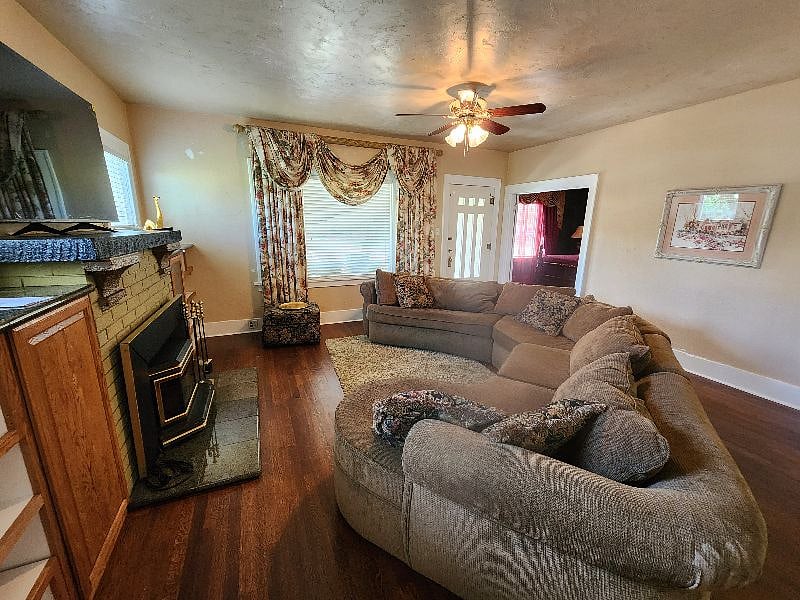 Furnished Finder property 571105_1 photo 28