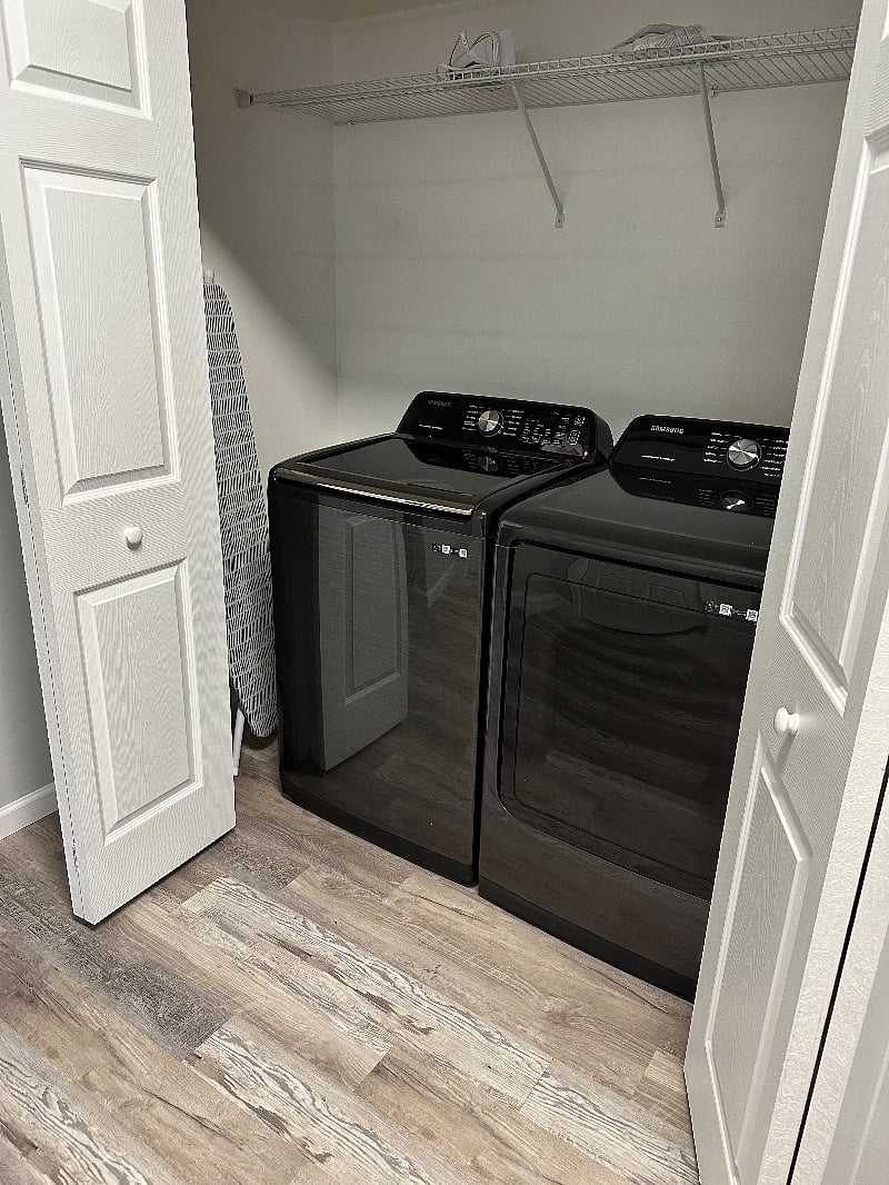 Furnished Finder property 571109_1 photo 12