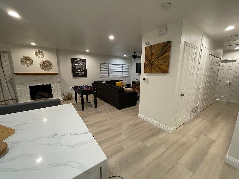 Furnished Finder property 571134_1 photo 3