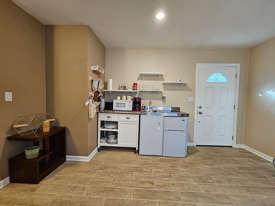 Furnished Finder property 571138_1 photo 7
