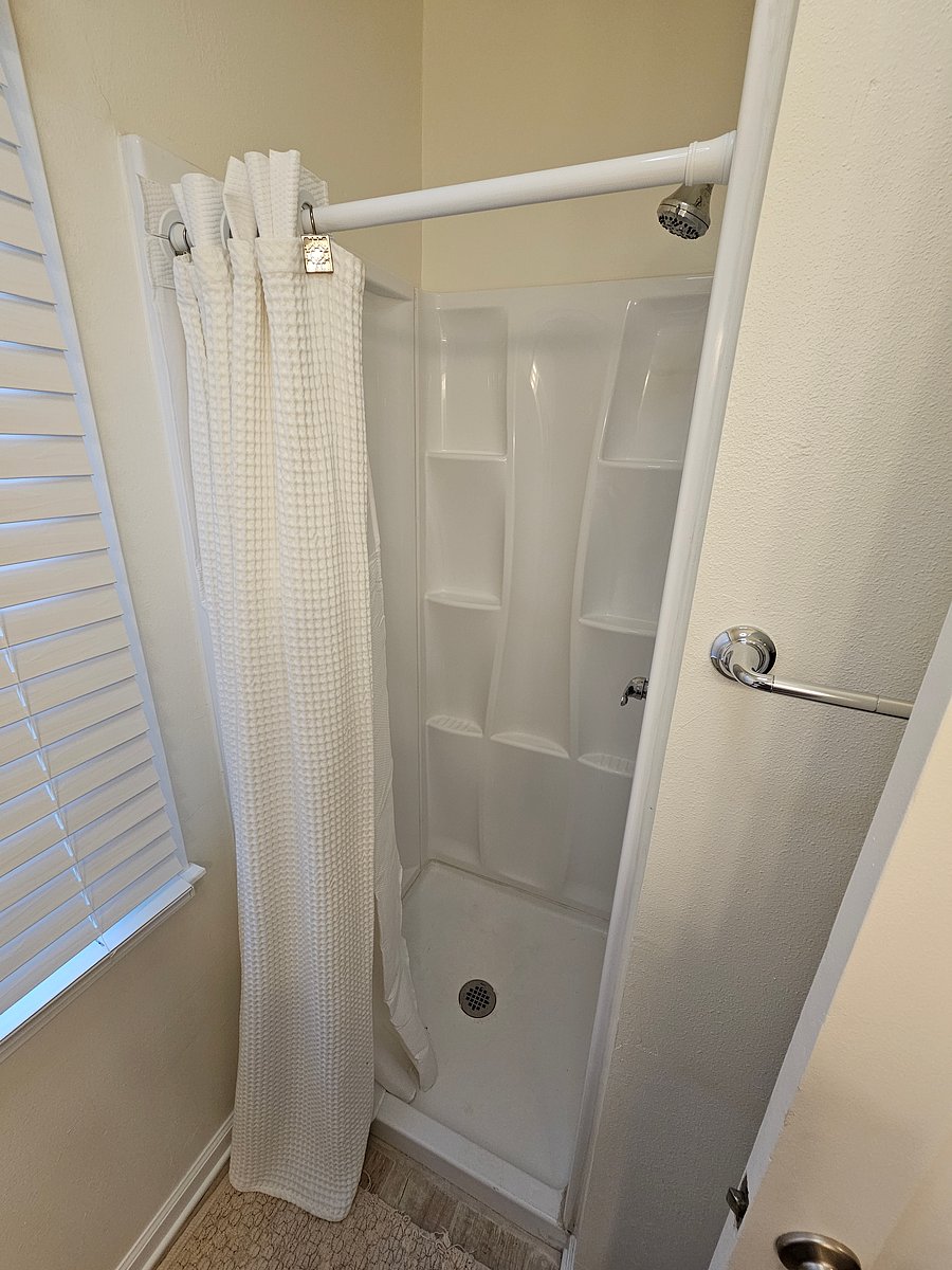 Furnished Finder property 571138_1 photo 9