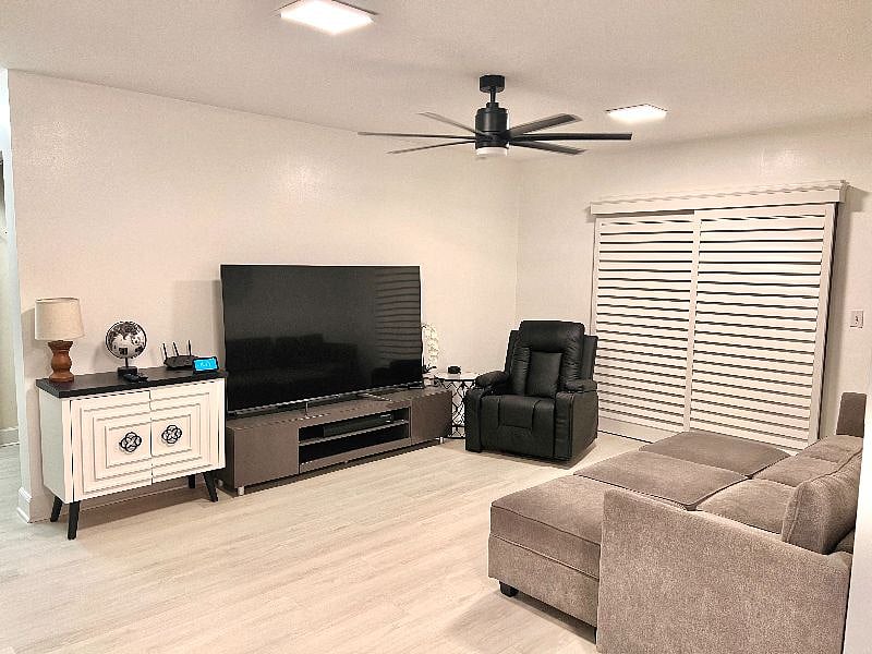 Furnished Finder property 571148_1 photo 2