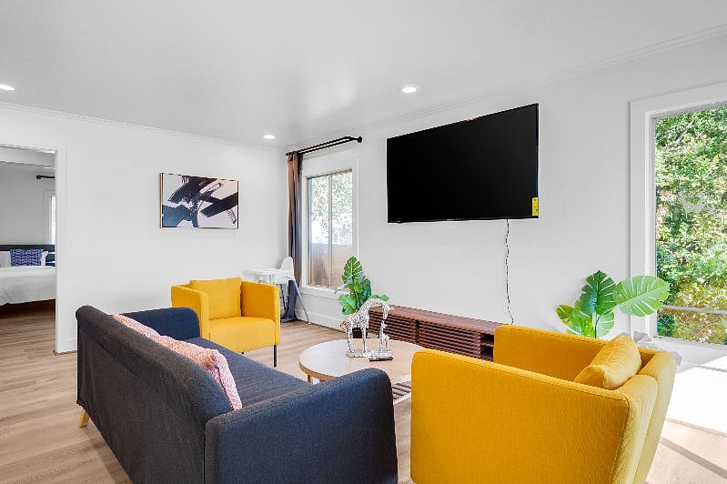 Furnished Finder property 571232_1 photo 7