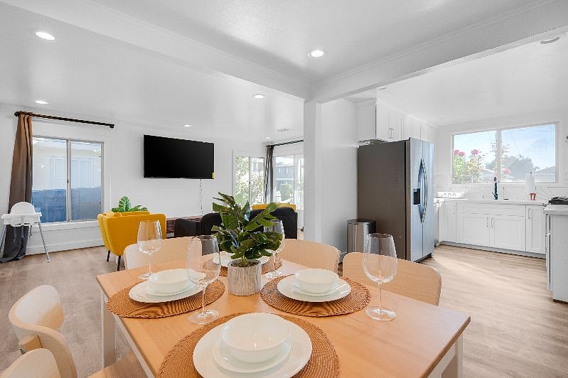 Furnished Finder property 571232_1 photo 37