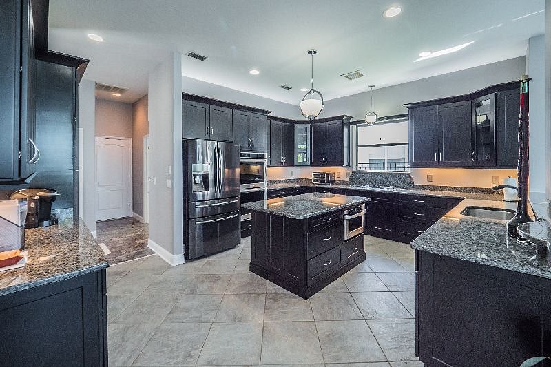 Furnished Finder property 571234_1 photo 3