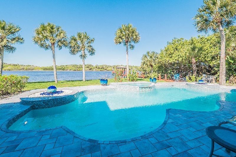 Furnished Finder property 571234_1 photo 6