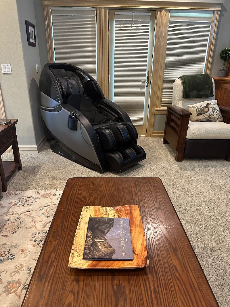 The massage chair that we love you only call our spaceship