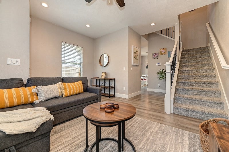 Furnished Finder property 571256_1 photo 3