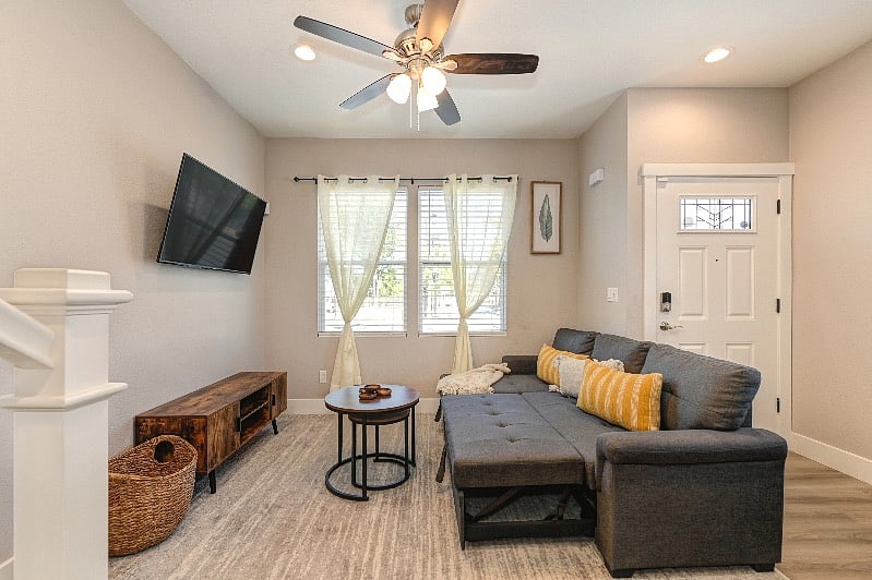 Furnished Finder property 571256_1 photo 9