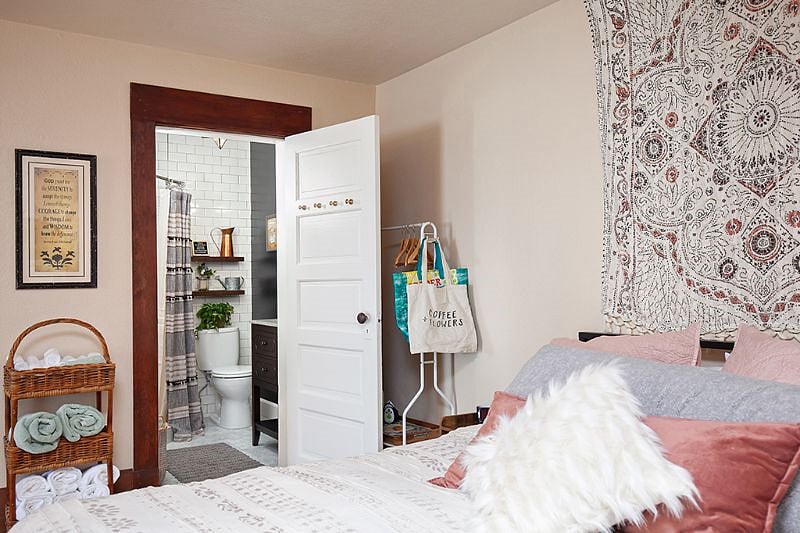 Clothing rack, folding clothes hamper, yoga mat and ironing board are behind this door. Tool box, sewing kit, ear plugs, eye pillow and beach towels in the cabinet to the Left of the bathroom.