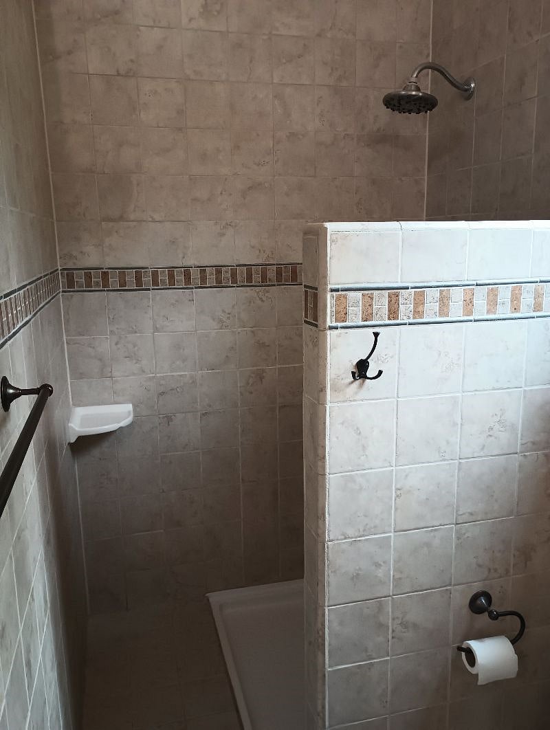 Furnished Finder property 571276_1 photo 6