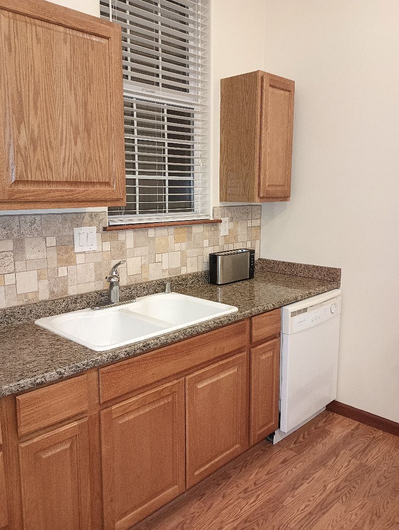 Furnished Finder property 571276_1 photo 16