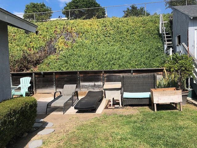 Furnished Finder property 571285_1 photo 22