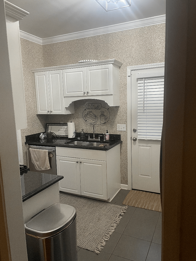 Furnished Finder property 571287_1 photo 12
