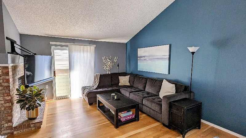Furnished Finder property 571301_1 photo 11