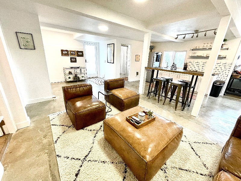 Furnished Finder property 571318_1 photo 3